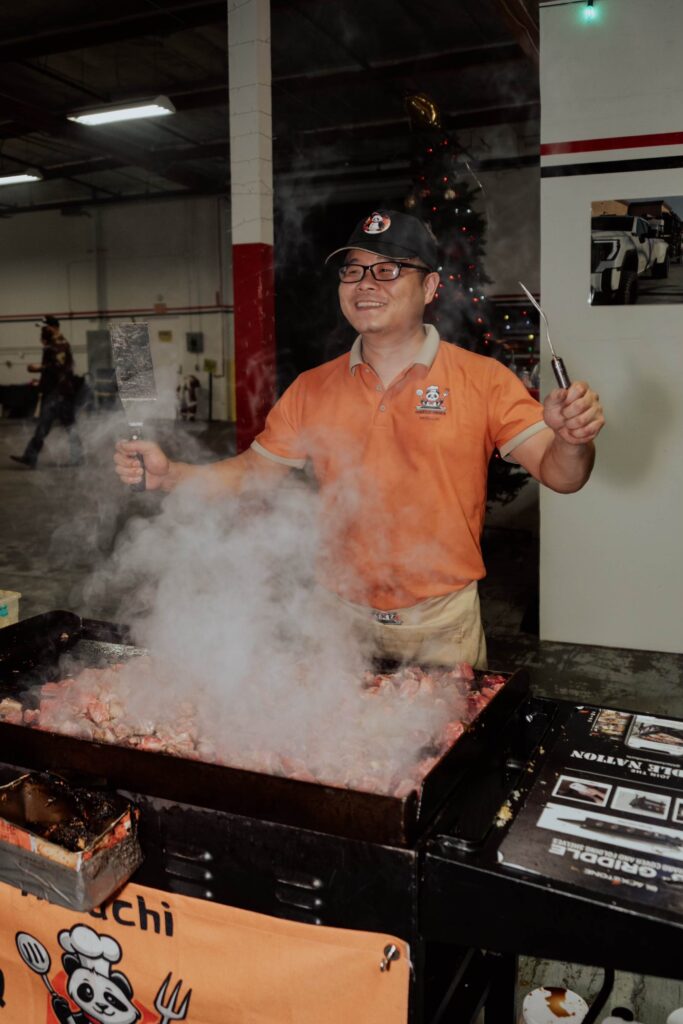 Personal Hibachi Chef Columbus, AR serving guests